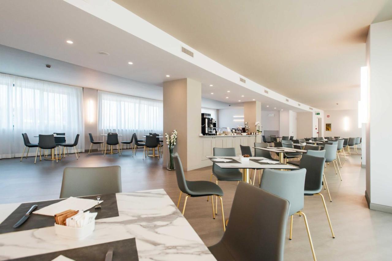Phi Hotel Cavalieri Бра Экстерьер фото