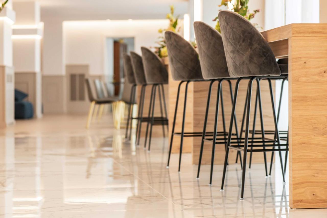 Phi Hotel Cavalieri Бра Экстерьер фото